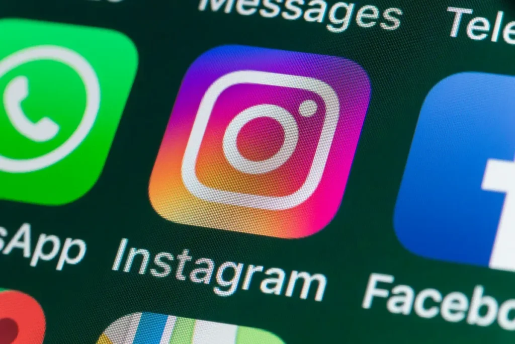 O Instagram oferece a jovens a chance de customizar o ícone do app